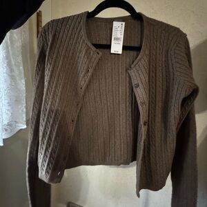 Brandy Melville Brown Cable Knit Sweater